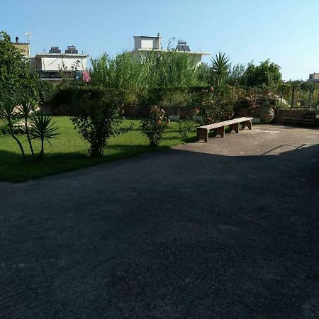Kosta'S Apartments Vonitsa Exterior foto